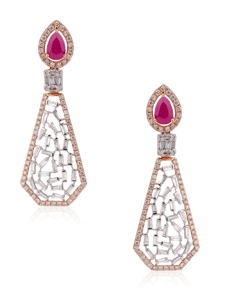 DIAMOND EARRING