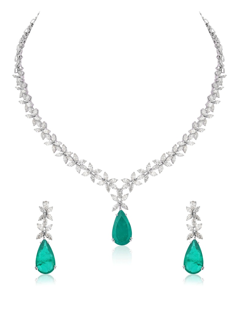 Necklace Set